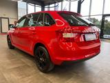 Skoda Rapid Spaceback Ambition *TÜV-NEU*NAVI*PDC*SZHZ* - Skoda Rapid: Spaceback