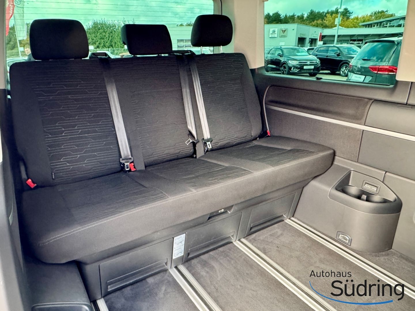 T6.1 Multivan Edition 2,0TDI DSG AHK Navi LED AC