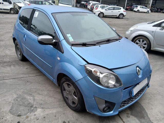 Renault TWINGO II 1.2I -75 LEV