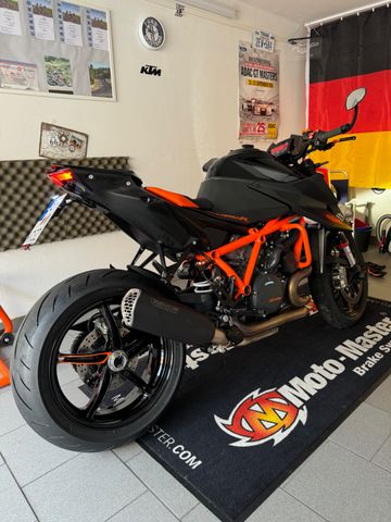 KTM Super Duke 1290 R