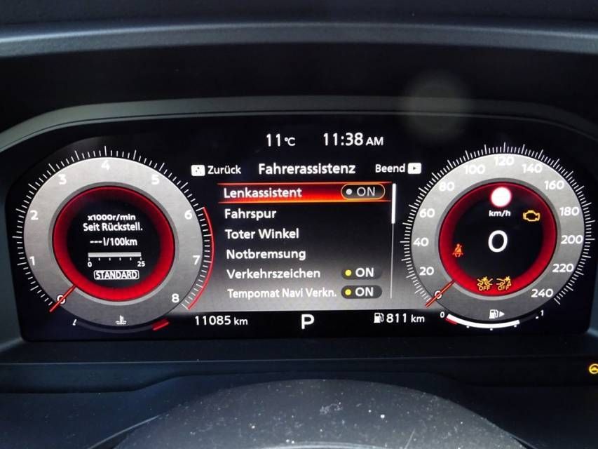 Fahrzeugabbildung Nissan Qashqai 1,3 DIG-T X-tronic N-Connecta