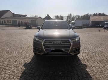 Audi Q7 - 3
