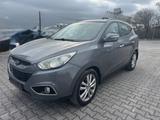 Hyundai ix35 2.0 Style 4WD Automatik,Teilleder. - blaue Hyundai ix35