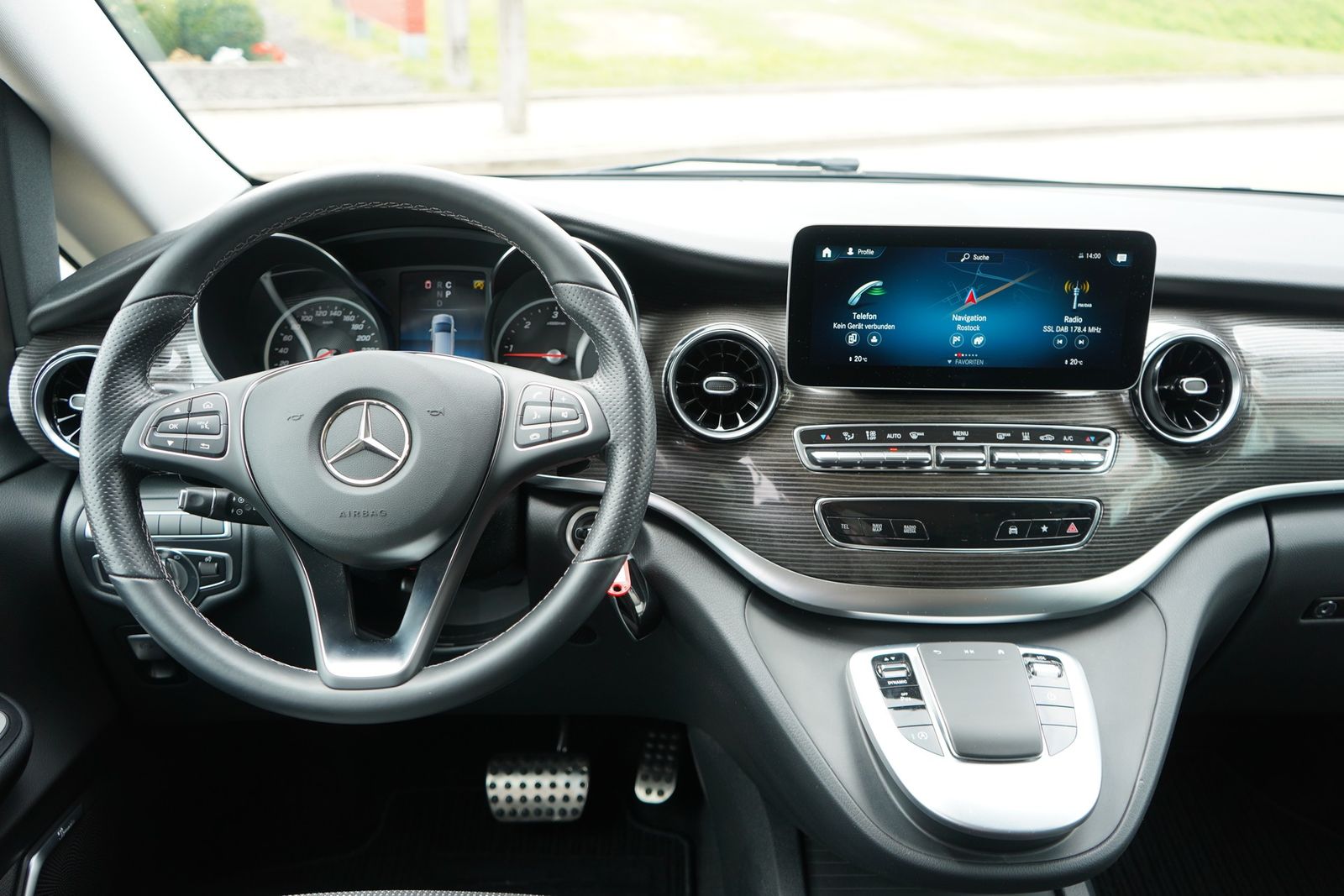 Mercedes-Benz V250d AMG Line lang Standheizung Burmester LED foto 12