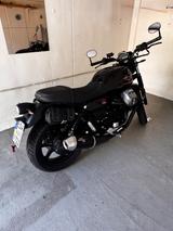 Moto Guzzi V7 Stone Special Edition  - MOTO GUZZI NAKED BIKE