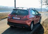 Peugeot 2008 Allure Shz Navi Pano AHK 1,6 Diesel - Peugeot 2008 in Chemnitz