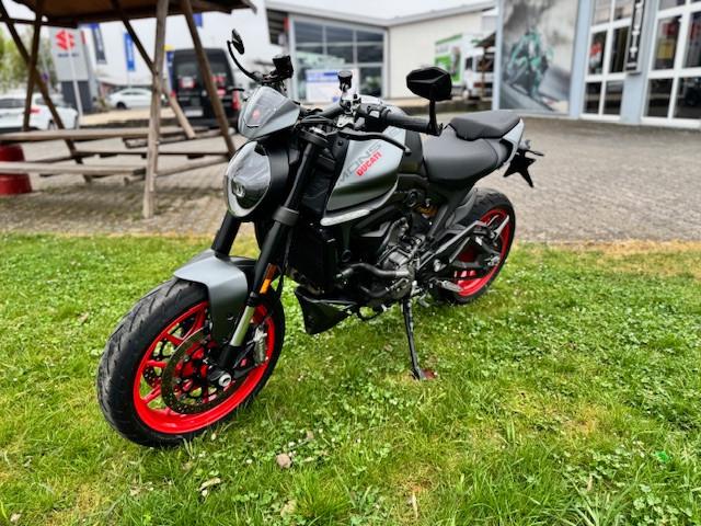 Ducati Monster +