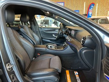 MYAUTOCENTER – Gebraucht- und Jahreswagen mit Werkstattservice in Pfaffenhofen Mercedes-Benz E 220 E Limousine *AVANTGARDE*KAM*HUD*AHK*PDC*