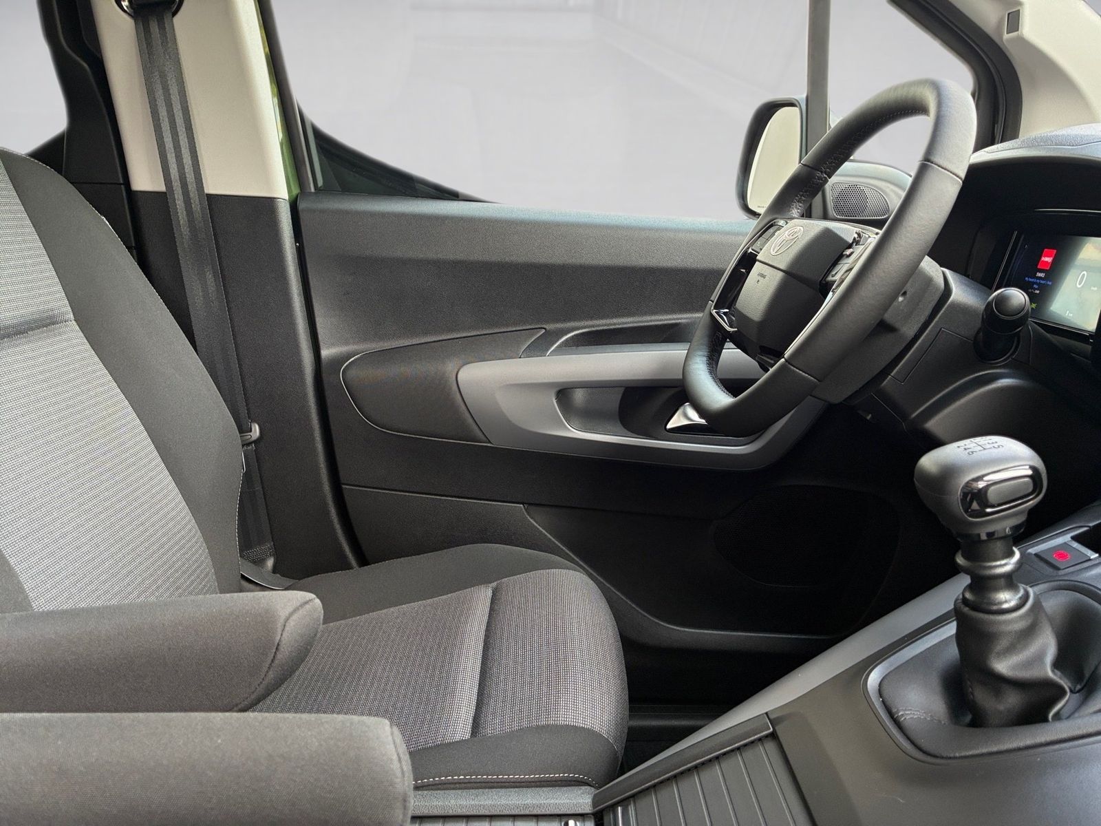 Fahrzeugabbildung Toyota Proace City Verso 1.2 L1 Teamplayer Kamera,LED