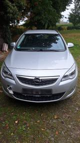 Opel Astra für Bastler - Opel Astra aus 2010 mit Diesel-Antrieb