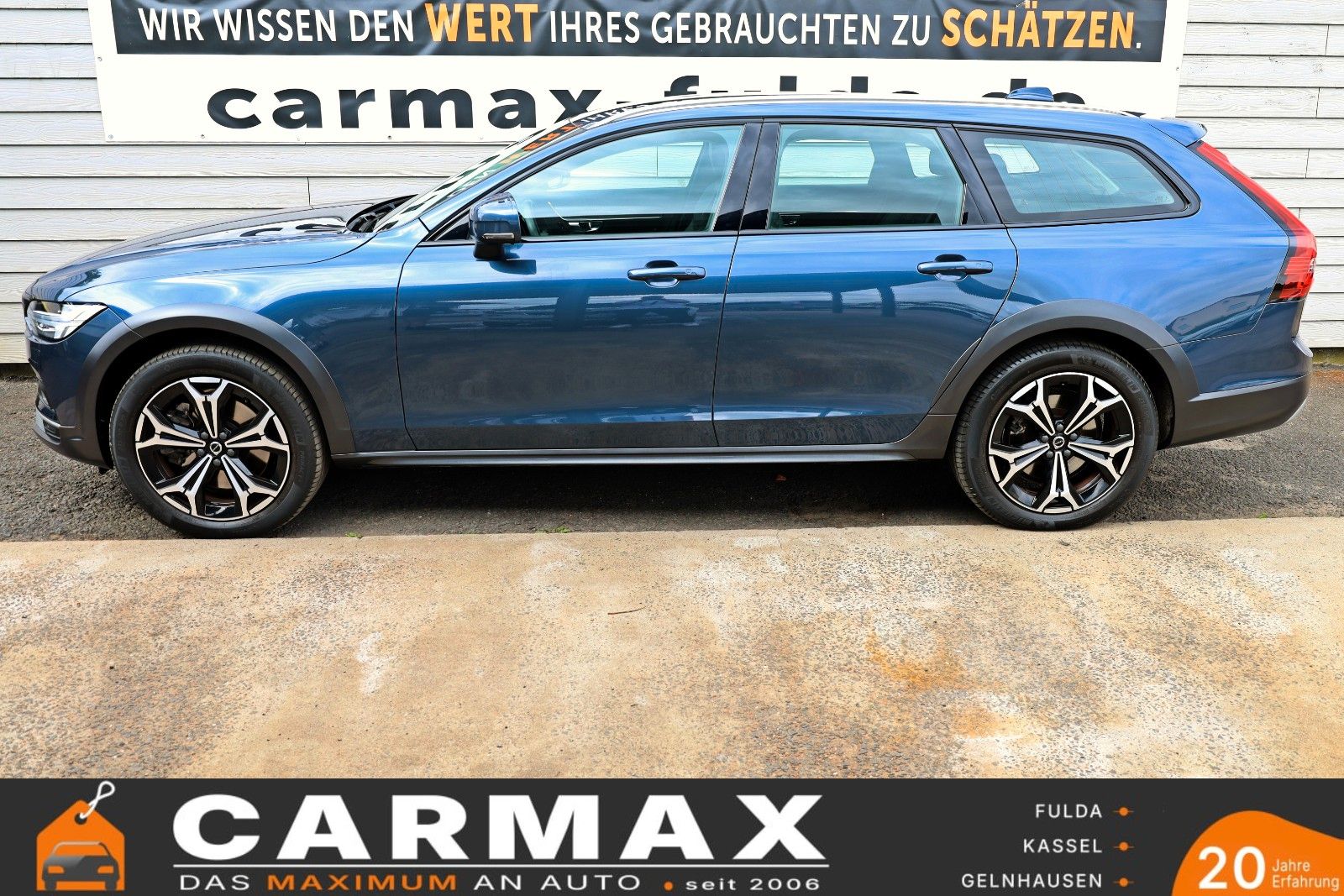 Fahrzeugabbildung Volvo V90 CC Pro AWD Leder,Navi,LED,SH,Kamera,ACC