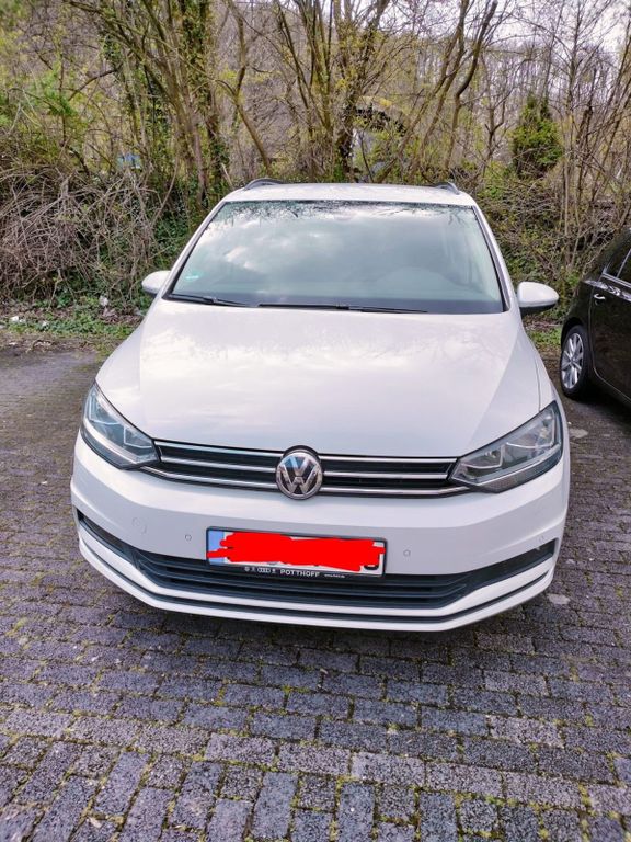 Image of Volkswagen Touran