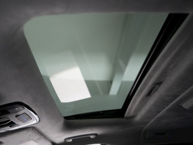 STARIA HEV SIGNATURE AT 7-SITZER+VOLL LED+NAVI+3