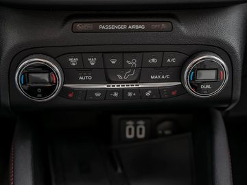 Ford Kuga 2.5 Plug-In Hybrid ST-Line X Kamera Navi