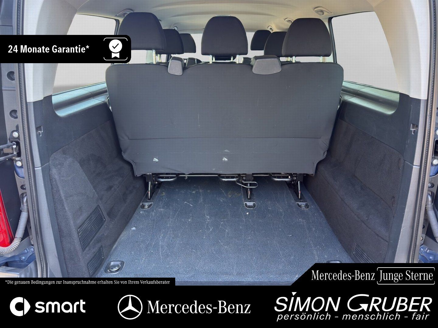 Fahrzeugabbildung Mercedes-Benz Vito 114 Tourer extralang Navi Kamera 8 Sitzer
