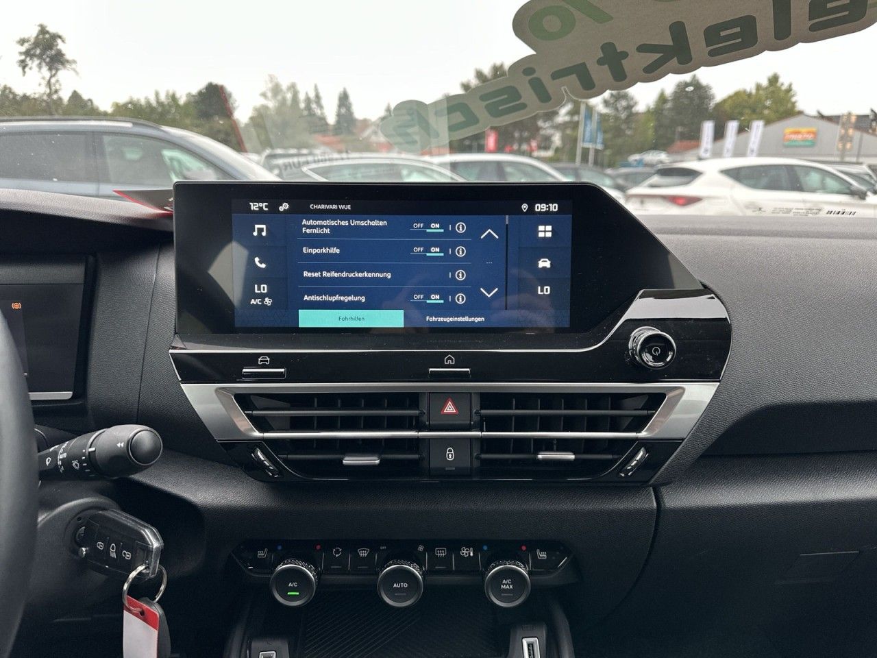 Fahrzeugabbildung Citroën ë-C4 Lim. Feel 136 PS