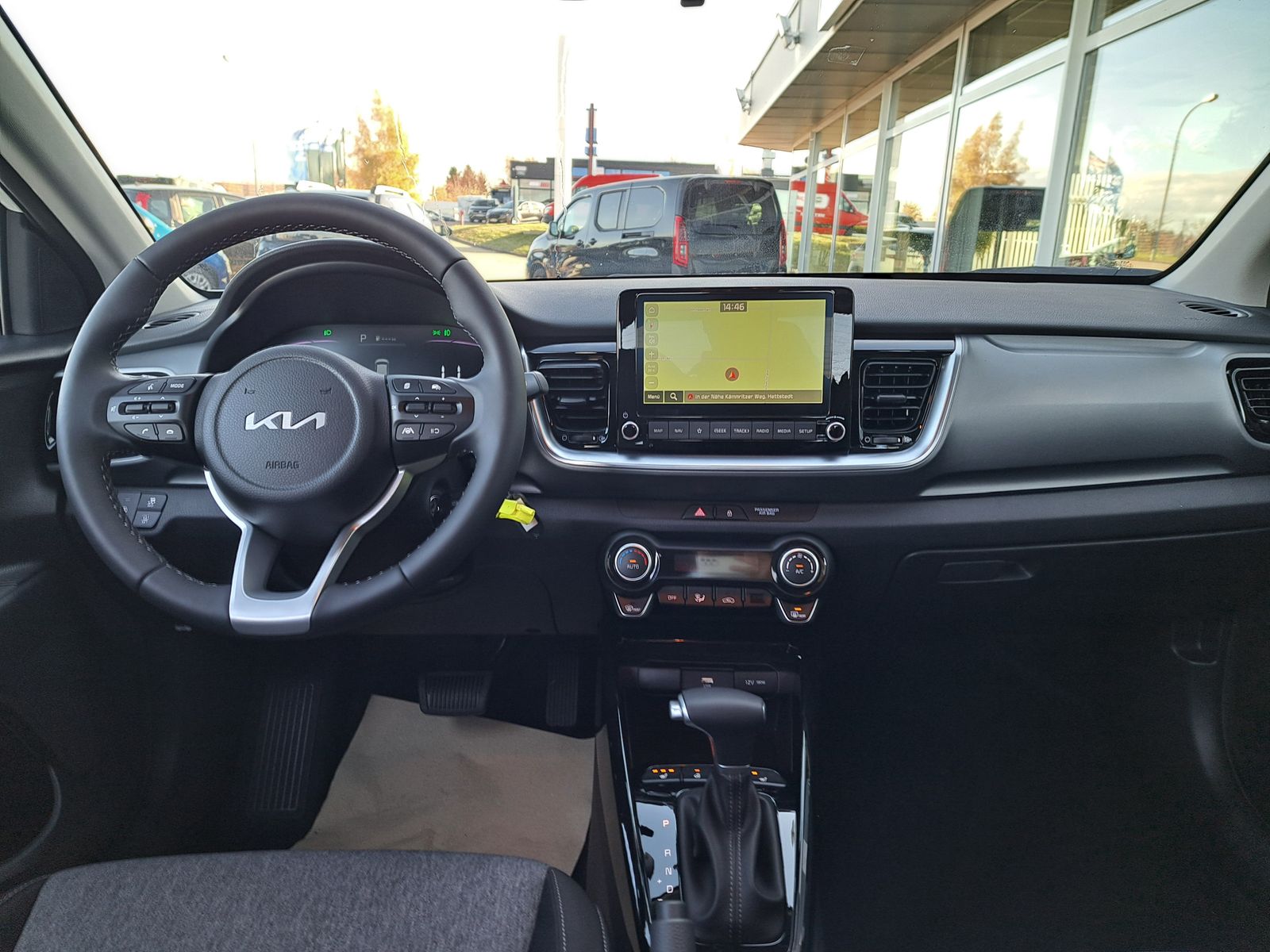 Fahrzeugabbildung Kia Stonic 1.0 T-GDI AUTOMATIK LED NAVI WINTERPAKET