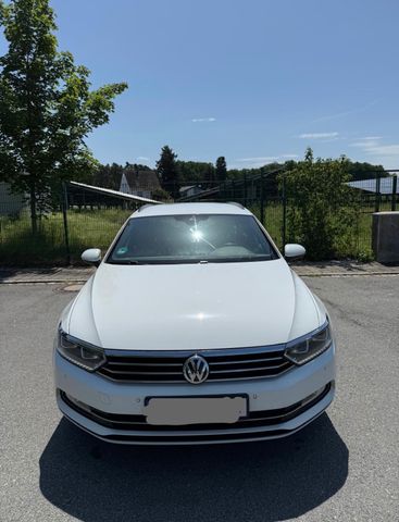 VW Passat Variant 2.0 TDI DSG Comfortline Varia...