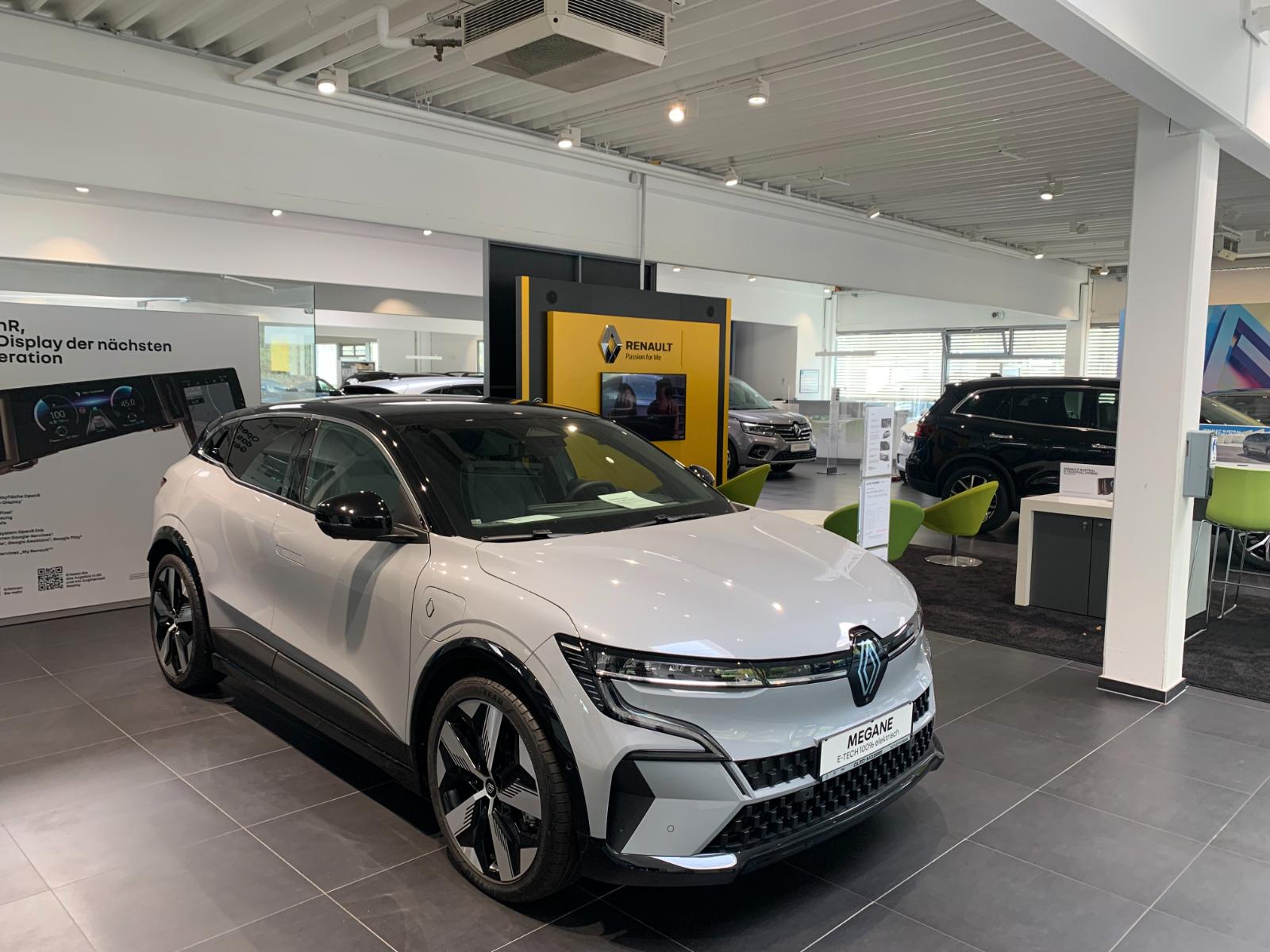 showroom-image-top