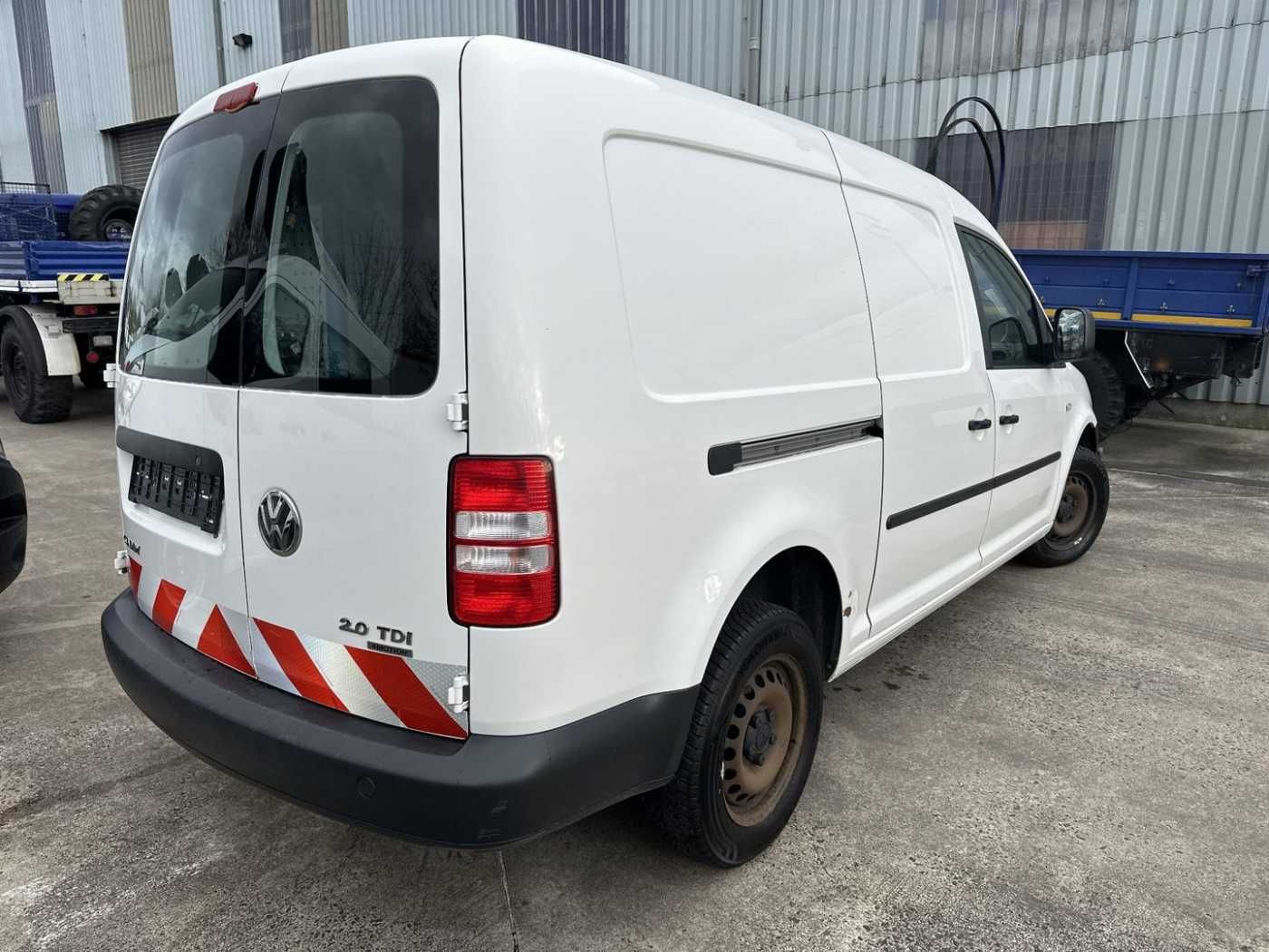 Fahrzeugabbildung Volkswagen VW Caddy 2.0 TDI 4Motion Maxi Kasten Regal