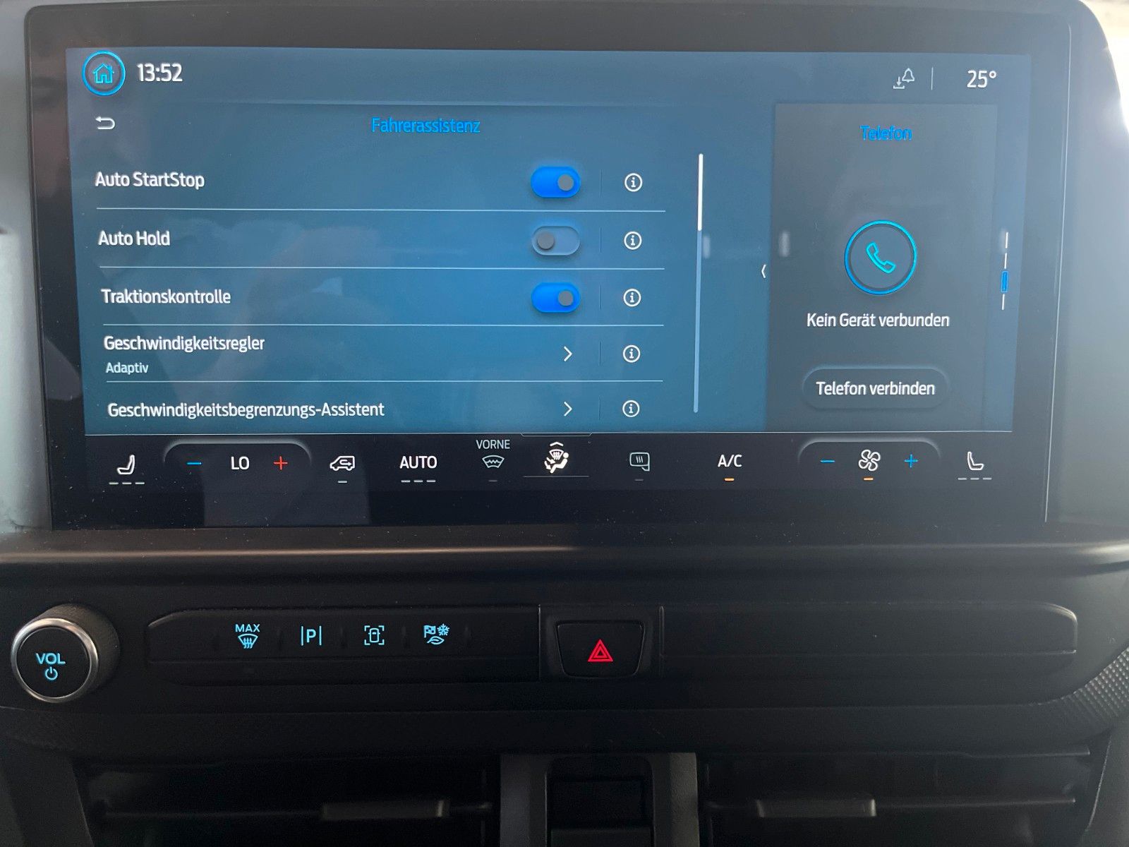 Fahrzeugabbildung Ford Transit Custom L1 TREND LED NAVI CAM ACC SHZ uvm