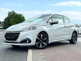 Peugeot 208 Allure Automatik Panorama Rückfahrkamera TOP - Peugeot 208: Allure