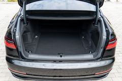 Audi A8 – 25 / 30