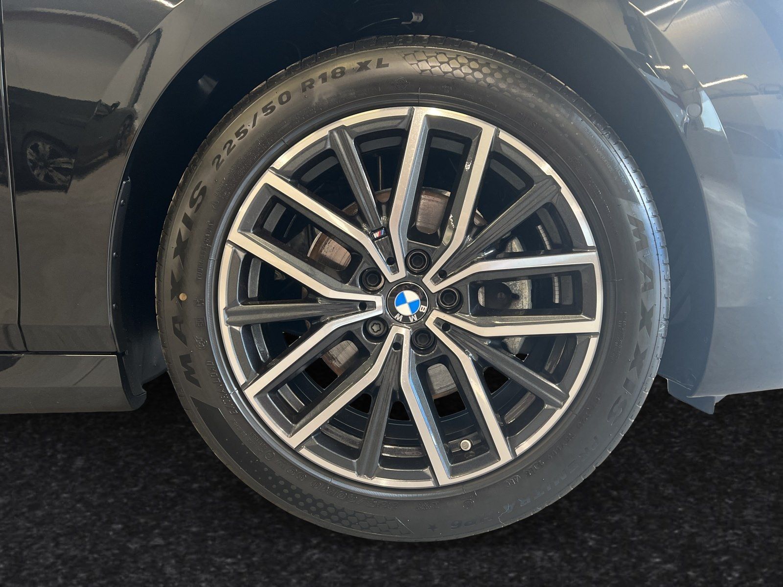 BMW 220d Active Tourer M Sport AHK Head-Up Harman Ka foto 4