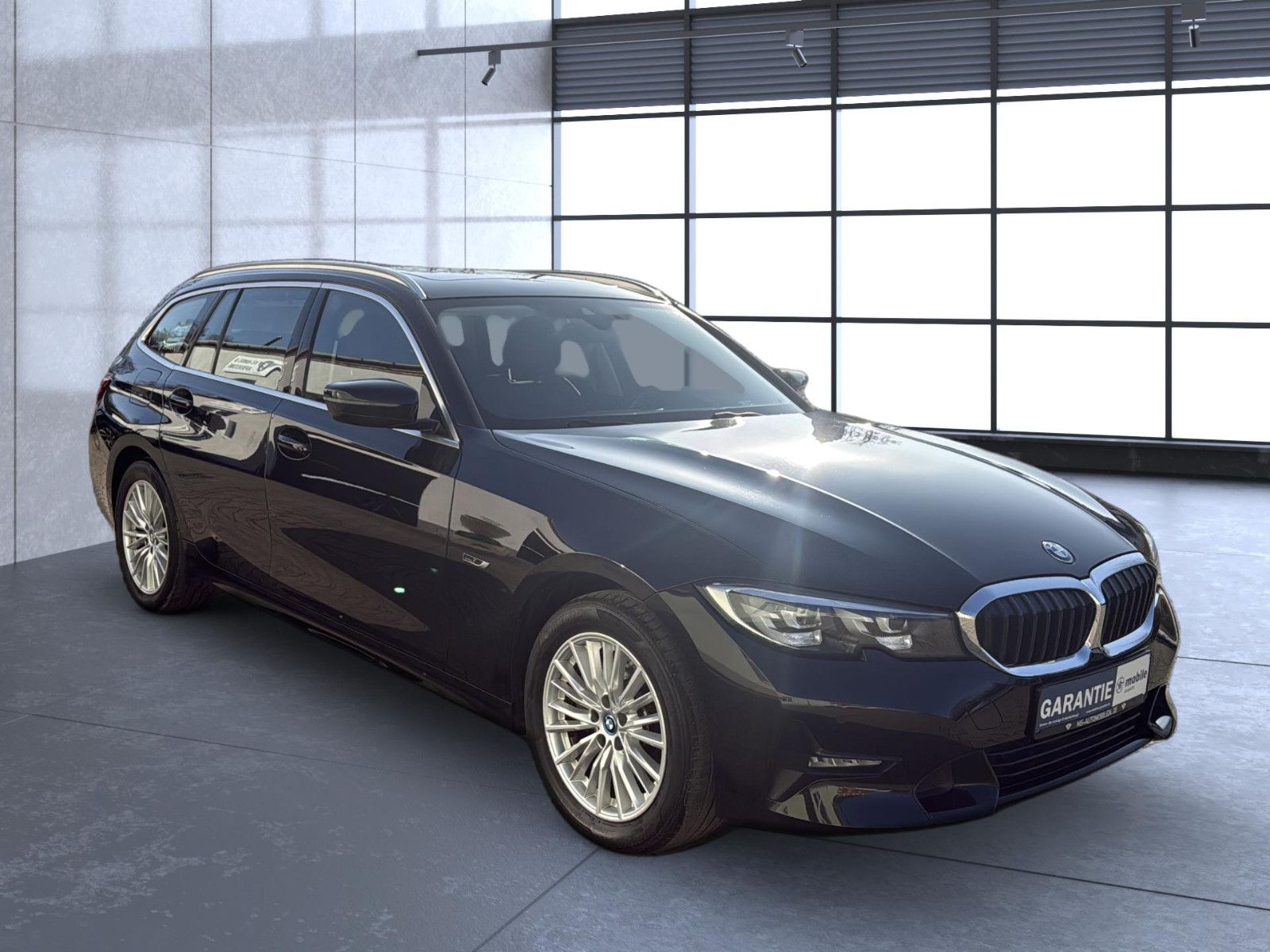Fahrzeugabbildung BMW 320 e Sport Line/ 1. Hand / unfallfrei