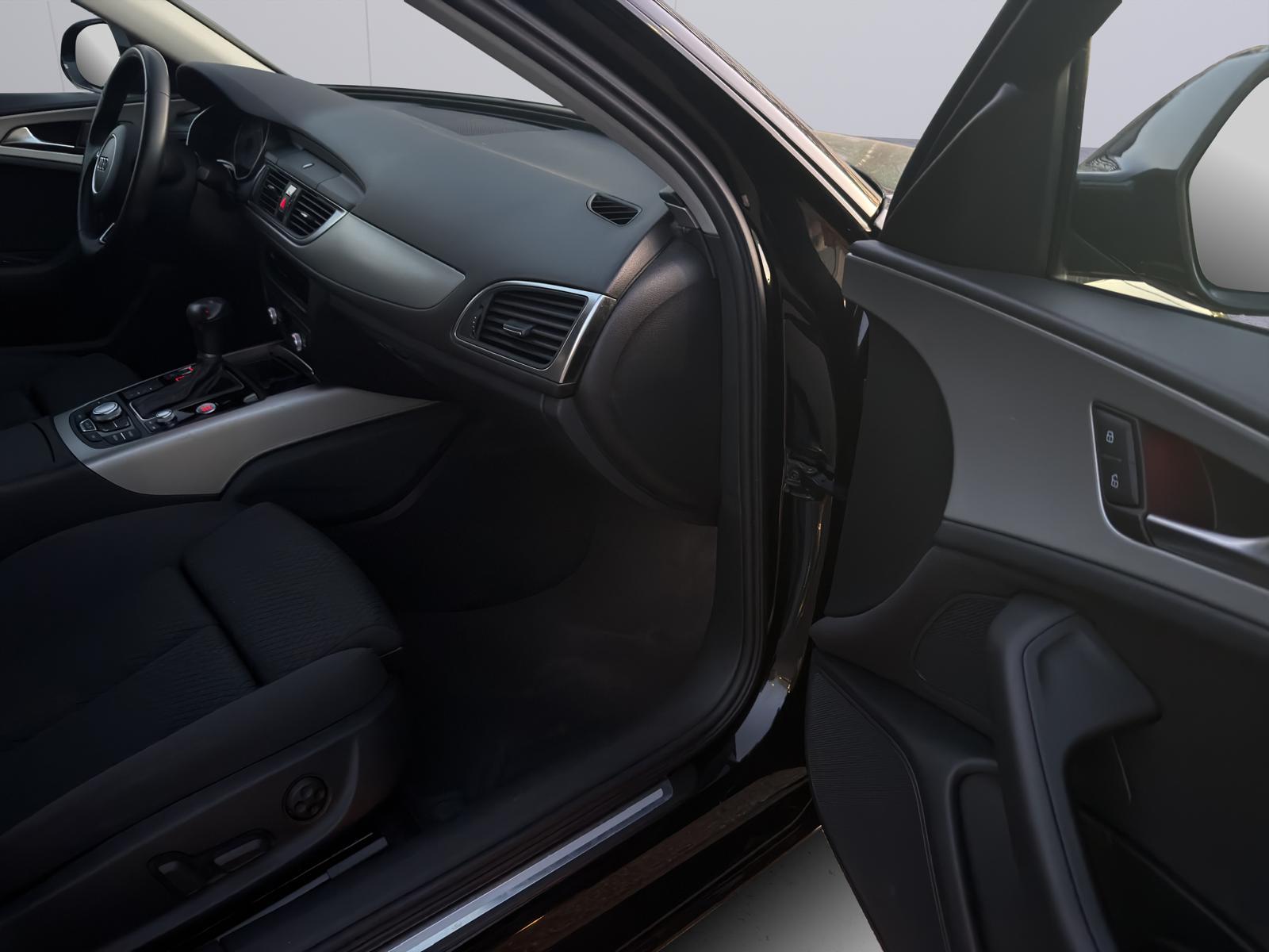Audi A6 Avant 2.0 TDI Ultra 190 ch BVA / 119 000 km / Toit panoramique / Affichage tête haute / Sièges ventilés / Caméra de recul