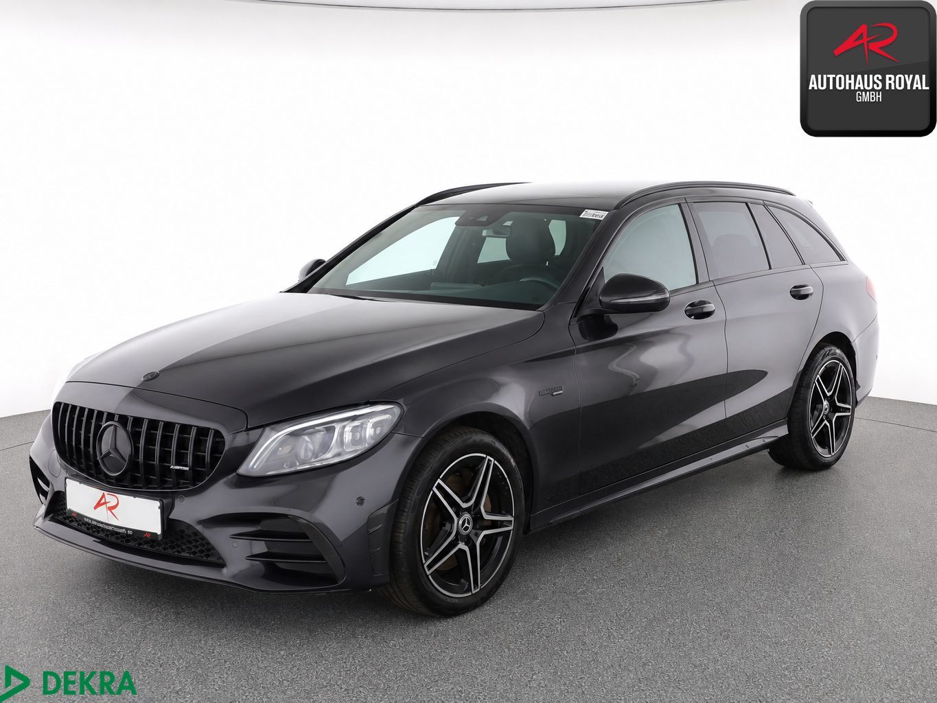MERCEDES-BENZ C 300 4M T AMG MULTIBEAM,BURMESTER,KEYLESS,PANO