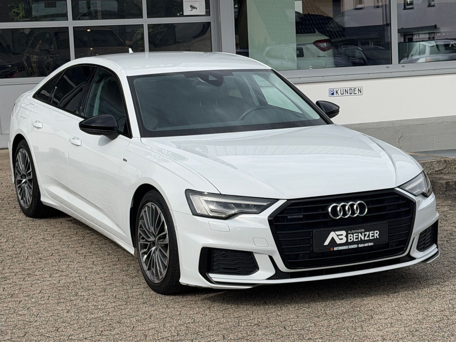 Fahrzeugabbildung Audi 55 TFSI e quattro S-Line/LEDER/Navi/LED/CarPlay/