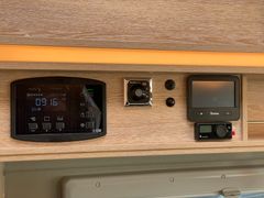 Pössl 2Win Vario | Automatik | Platz für 4 Personen