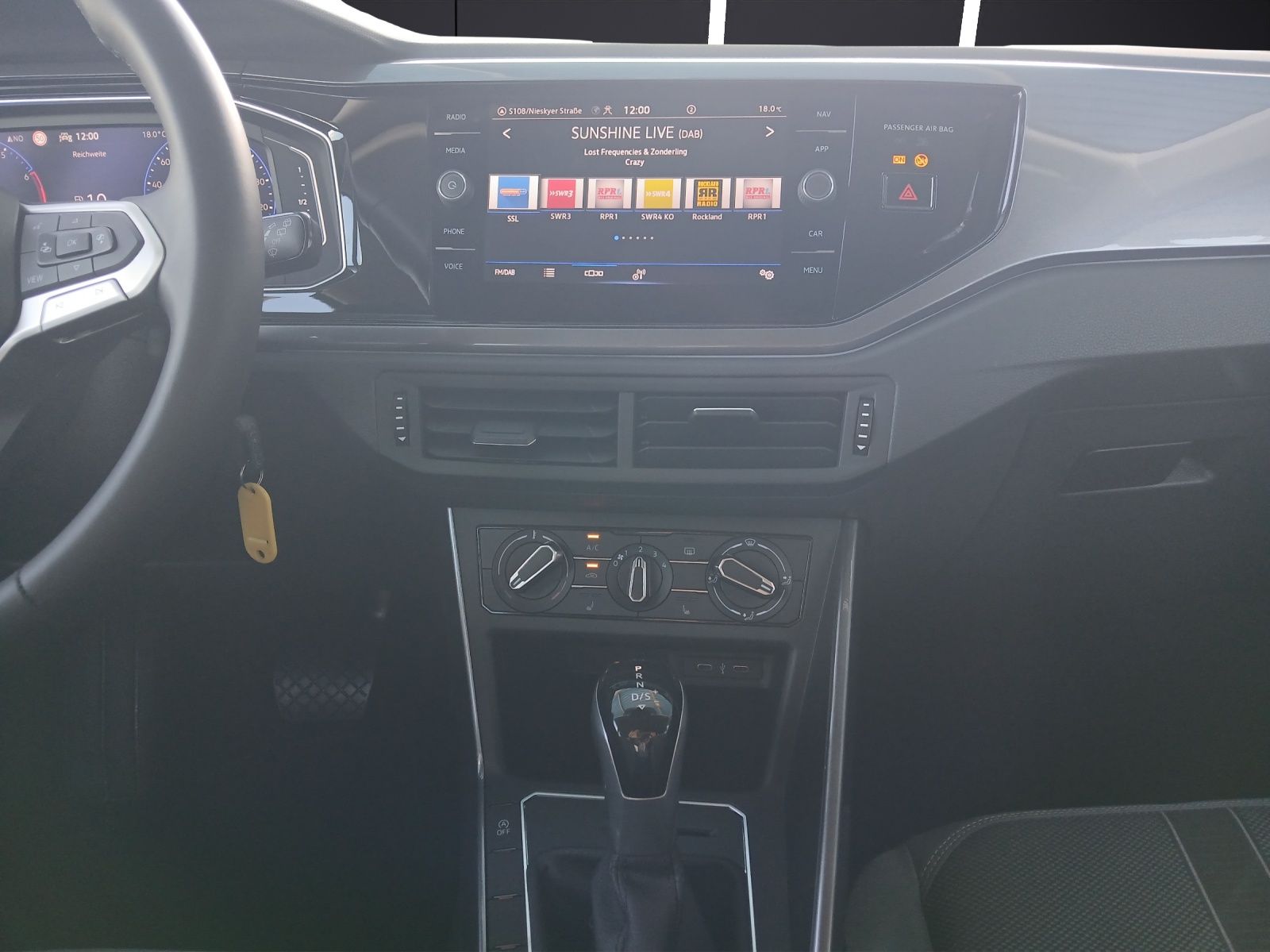 Fahrzeugabbildung Volkswagen Polo TSI Style DSG Matrix Navi AID ACC  PDC SH