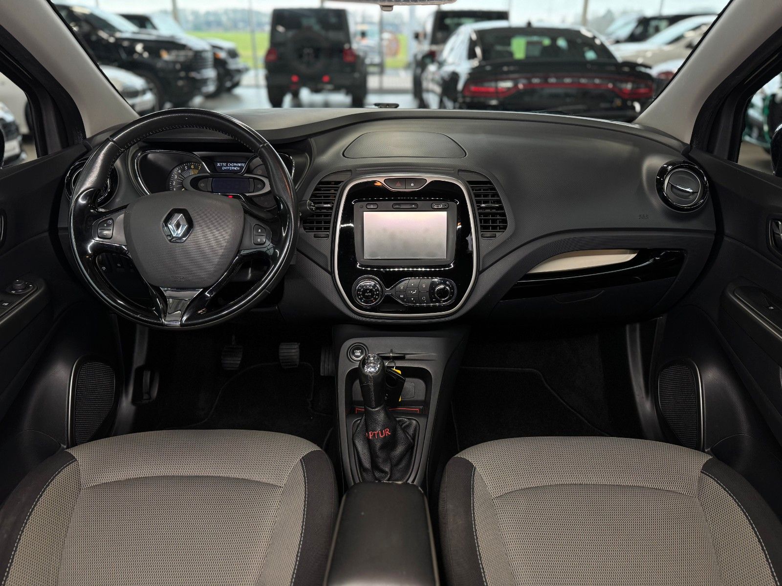Fahrzeugabbildung Renault Captur 0.9 TCe 90 Dynamique KAMERA+NAVI+SITZH.