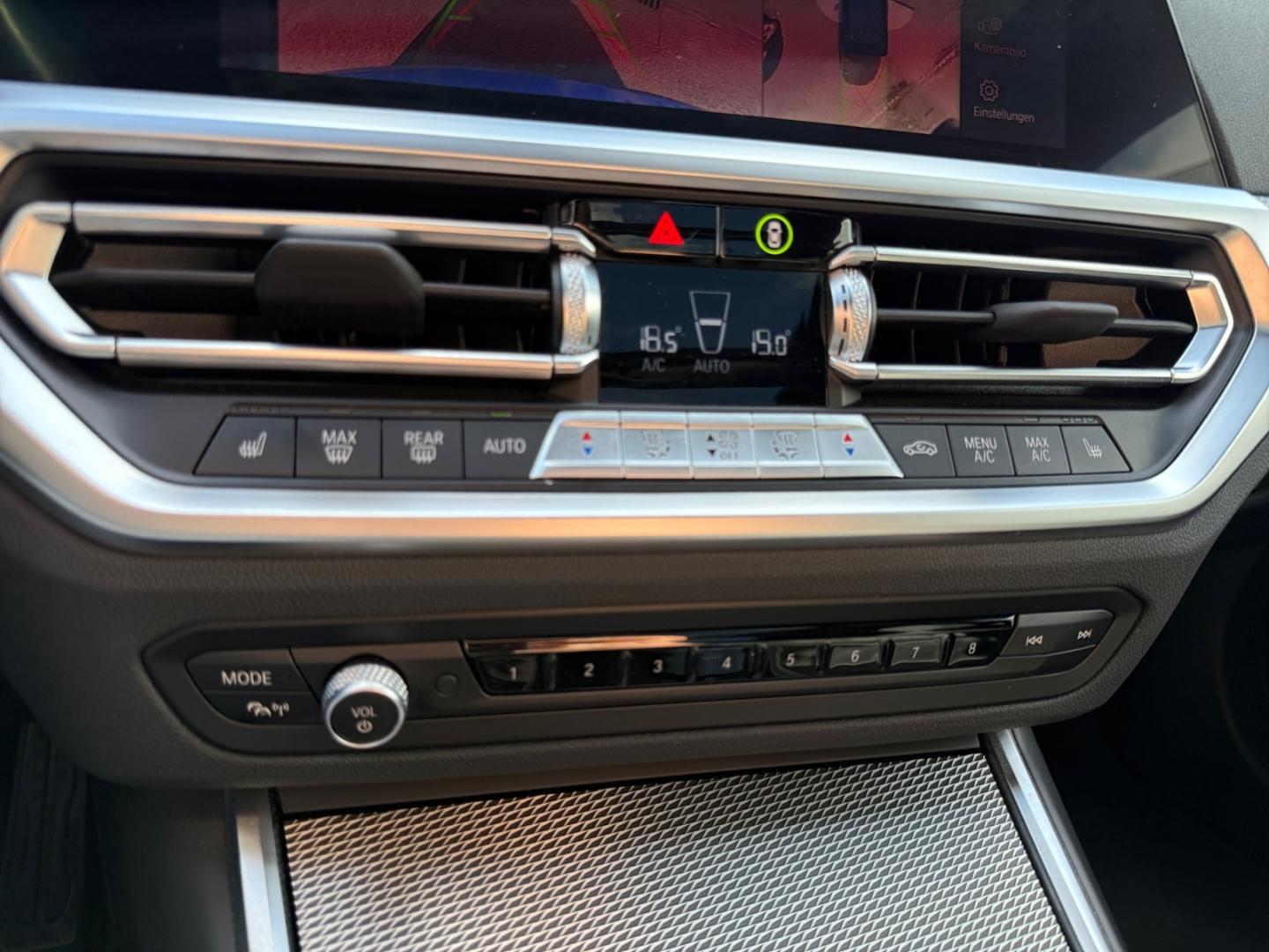 BMW 330 e xDrive M Sport Touring*Laser*Pano*HuD*360°