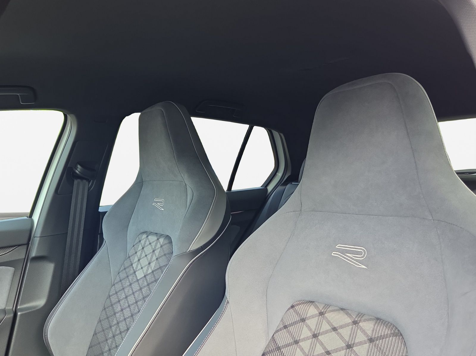 Volkswagen Golf - Bild 13