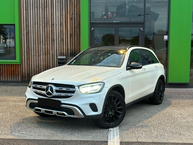MERCEDES-BENZ GLC 220d 4Matic AMG *Pano*360*Burm*Memory*AHK