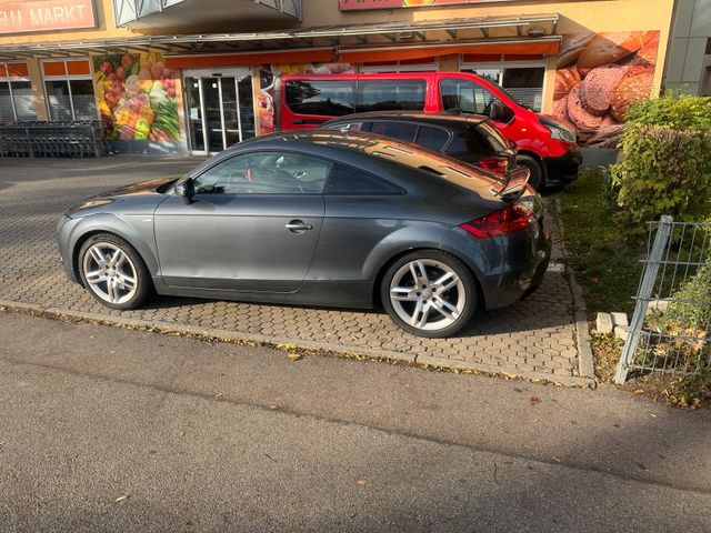 Audi TT 8j