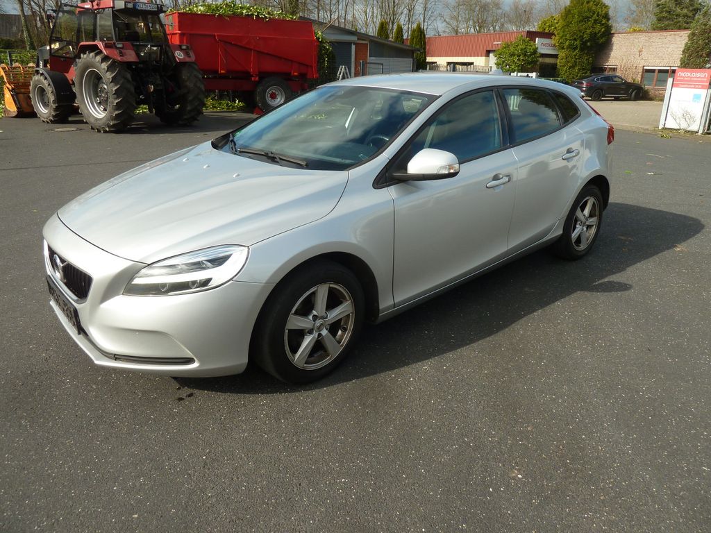 Angebot ansehen Volvo V40