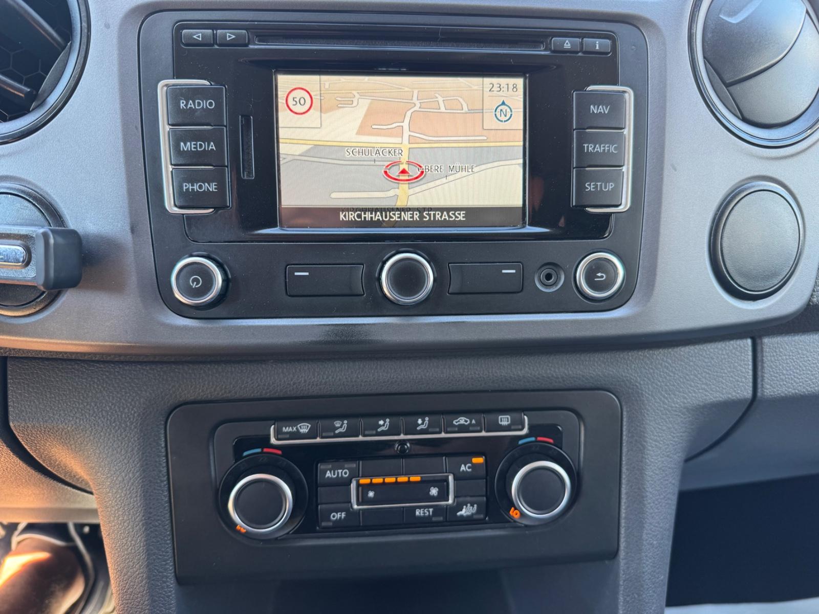 VOLKSWAGEN AMAROK 2.0 TDI 4MOTION 163ch - DOUBLE CAB - INTERIEUR CUIR - ATTELAGE - GPS - CLIMATISATION BI-ZONE