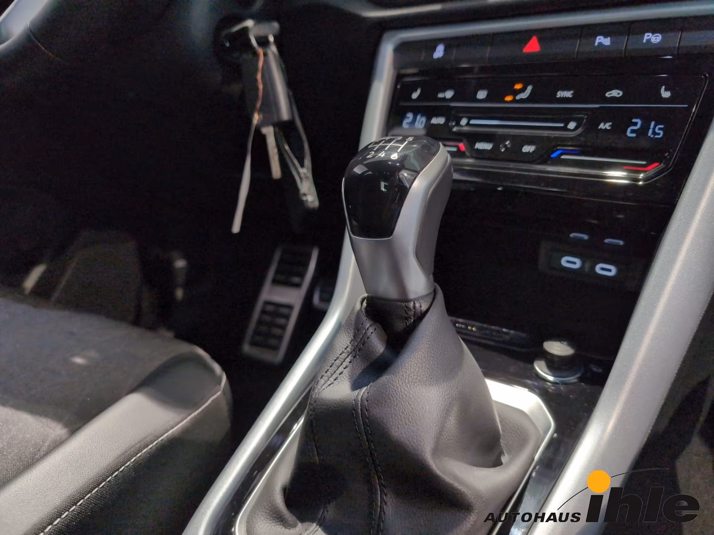 Volkswagen T-Roc 2,0 TDI Goal R-KAMERA+AHK+WINTERRÄDER+IQ.D, миниатюра 7