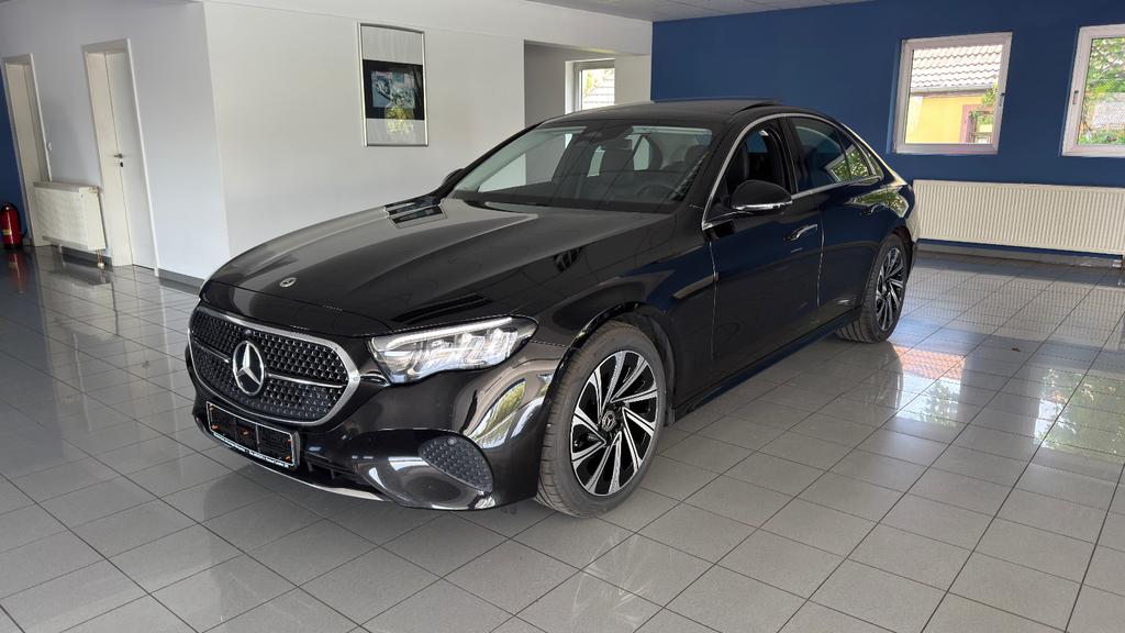 Mercedes-Benz E 200