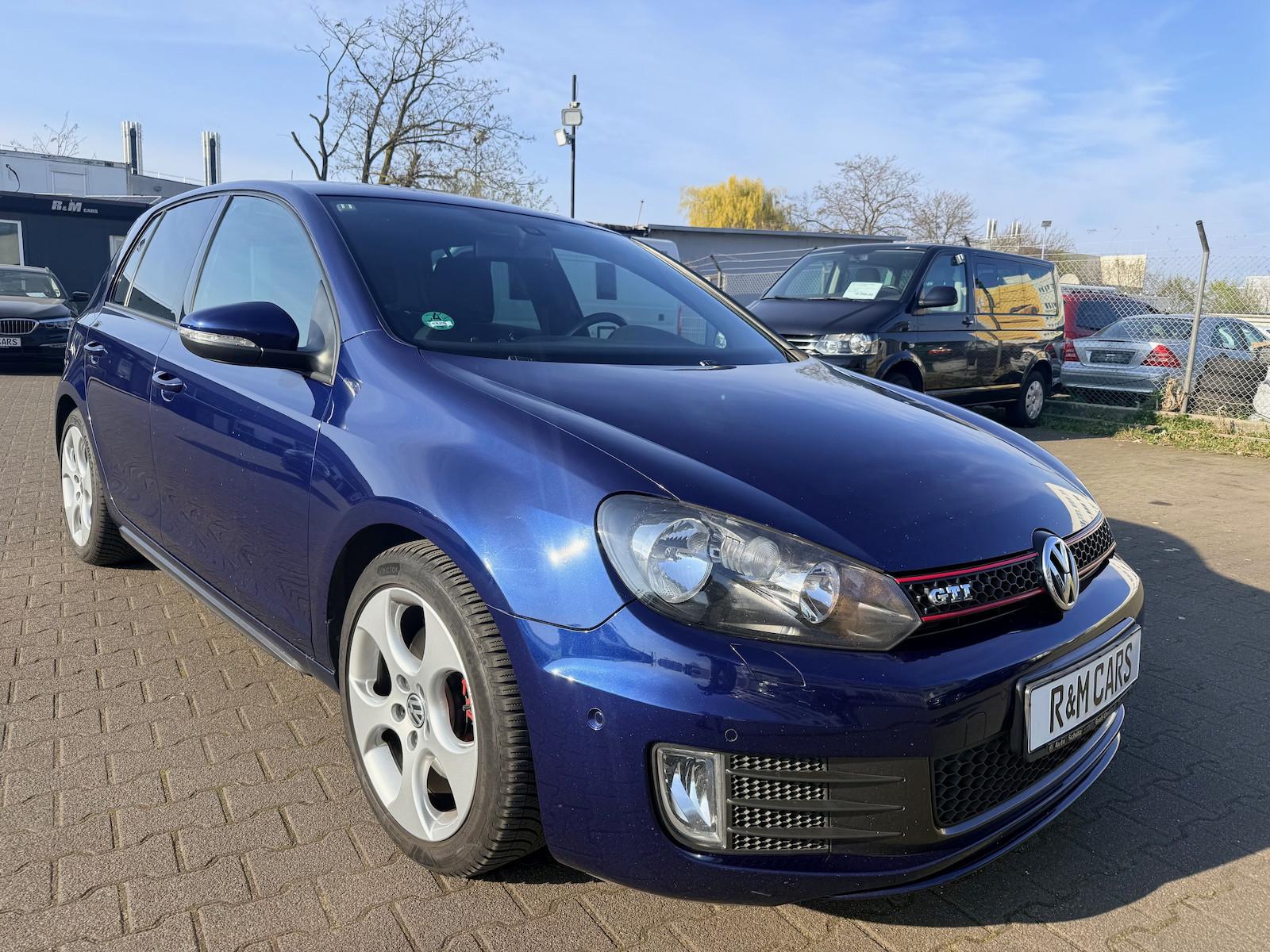 Volkswagen Golf GTI 2.0 TSI DSG/TopZustand/Scheckheft