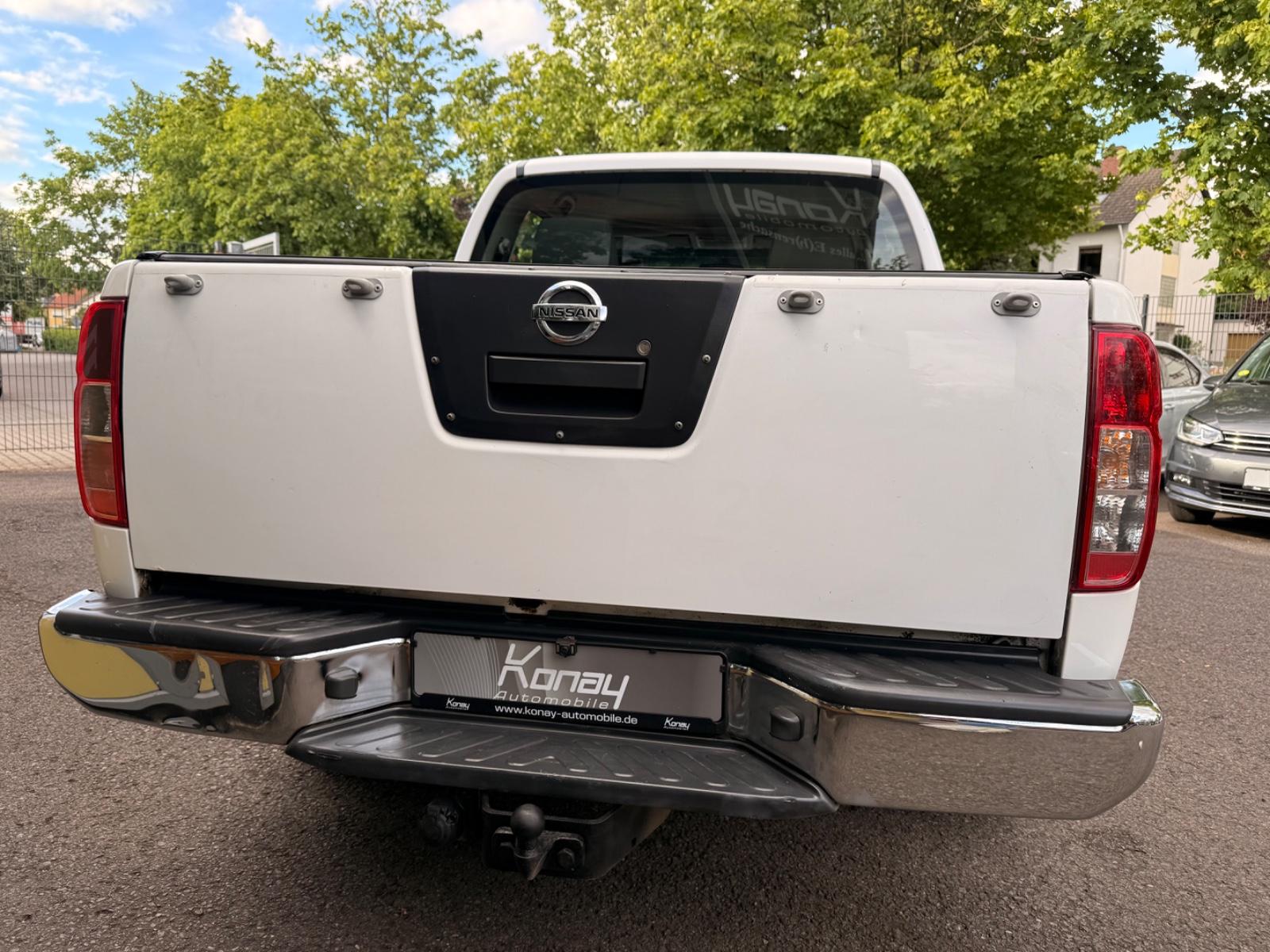 NISSAN NAVARA 2.5 dCi 190ch 4x4 - DOUBLE CAB - ATTELAGE - CLIM BIZONE - SIÈGES CHAUFFANTS