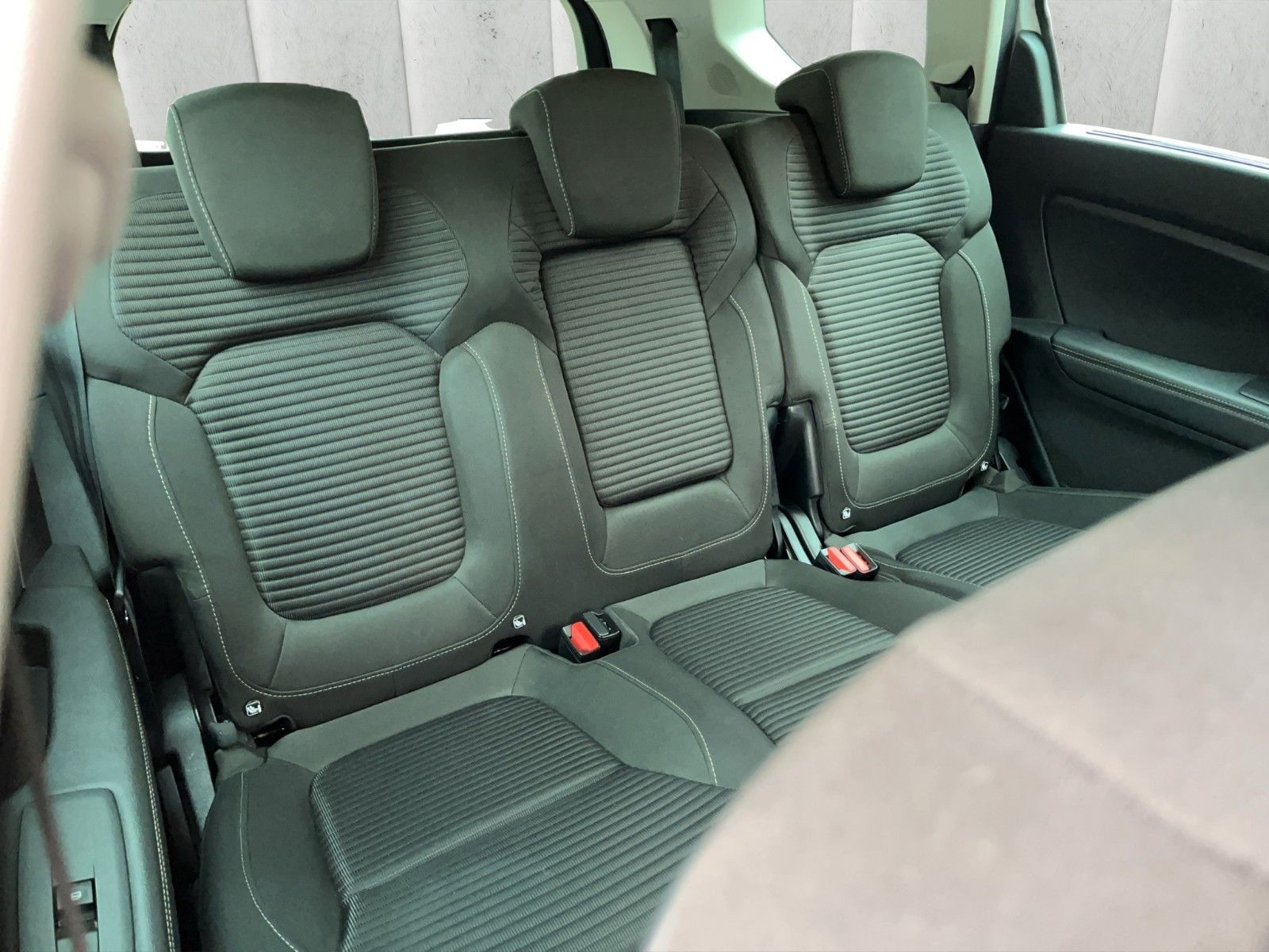 Fahrzeugabbildung Renault Grand Scenic TCE 140*7-Sitzer*Navi*