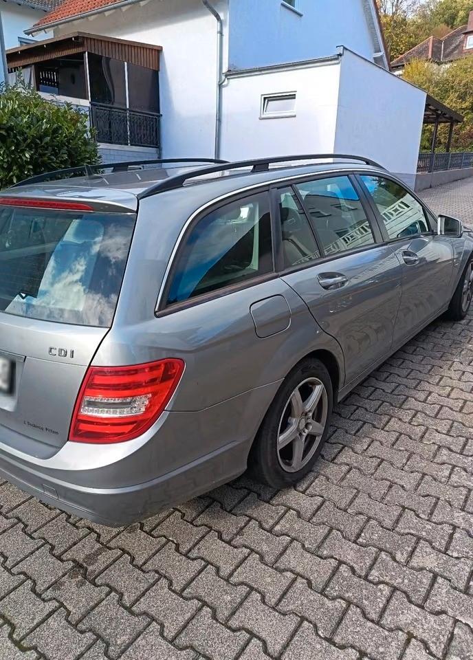 Mercedes-Benz C200 2011 — rear view