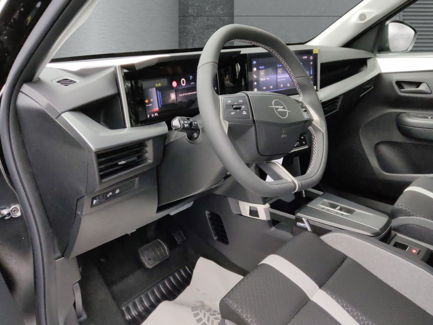 Opel Frontera - Bild 7