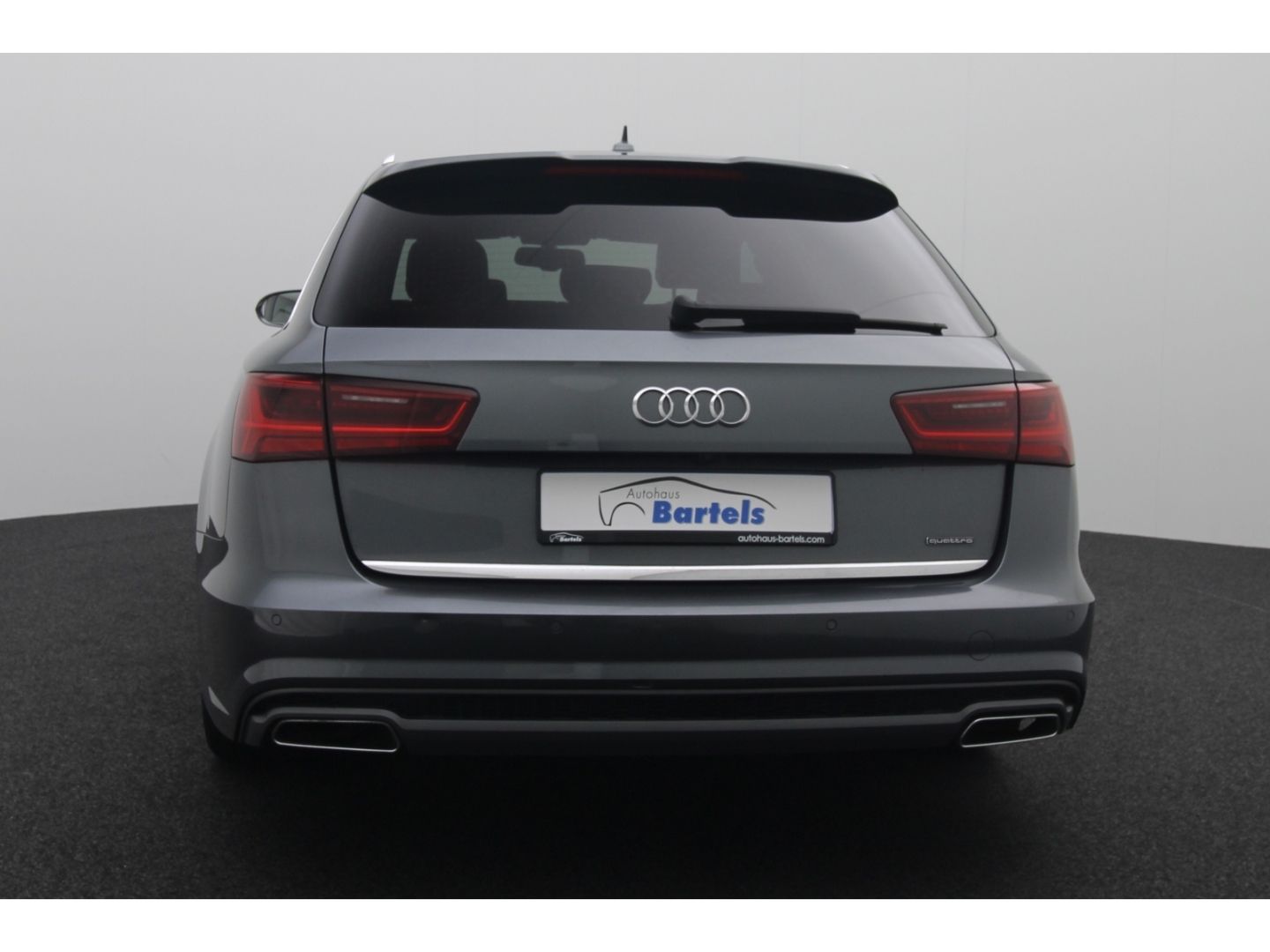 Fahrzeugabbildung Audi A6 Avant 3.0 TDI clean diesel quattro S line AHK
