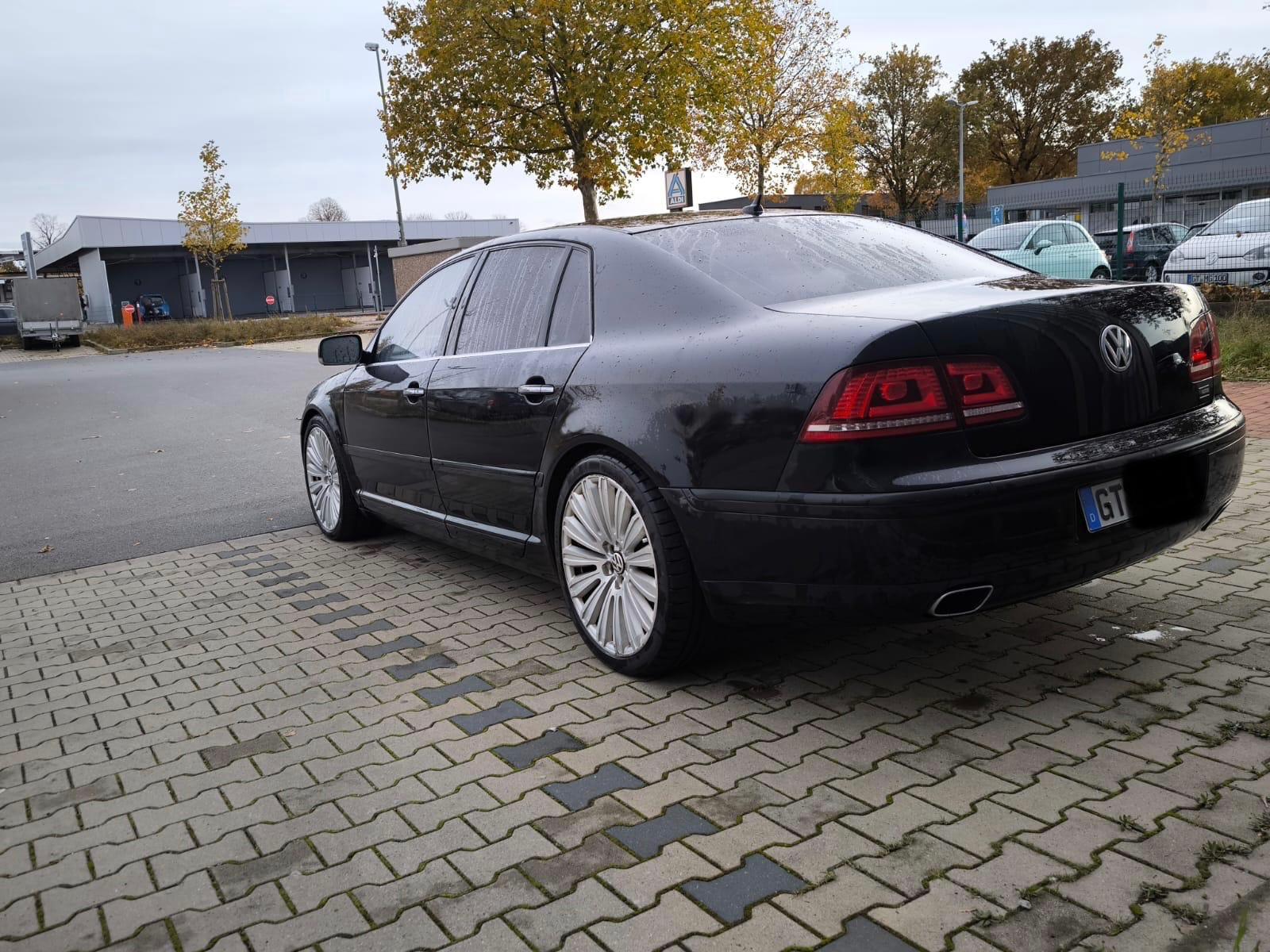 Volkswagen Phaeton 3.0 V6 TDI 4MOTION Kühlschrank Tausch mö